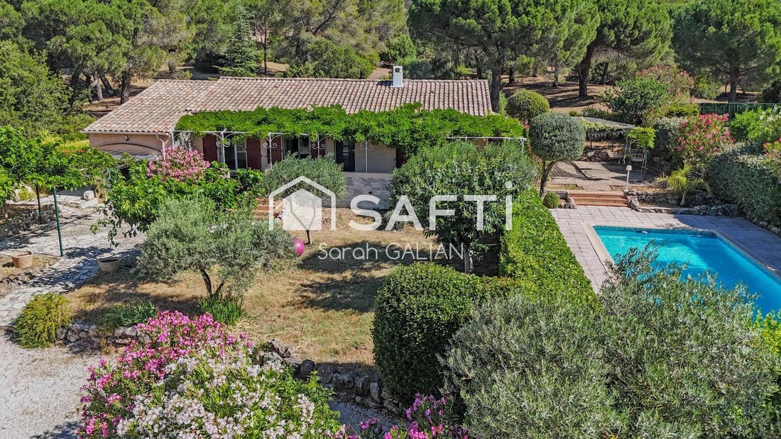 Casa a Ecarts, Roquebrune-sur-Argens, Francia 1 - 18083981