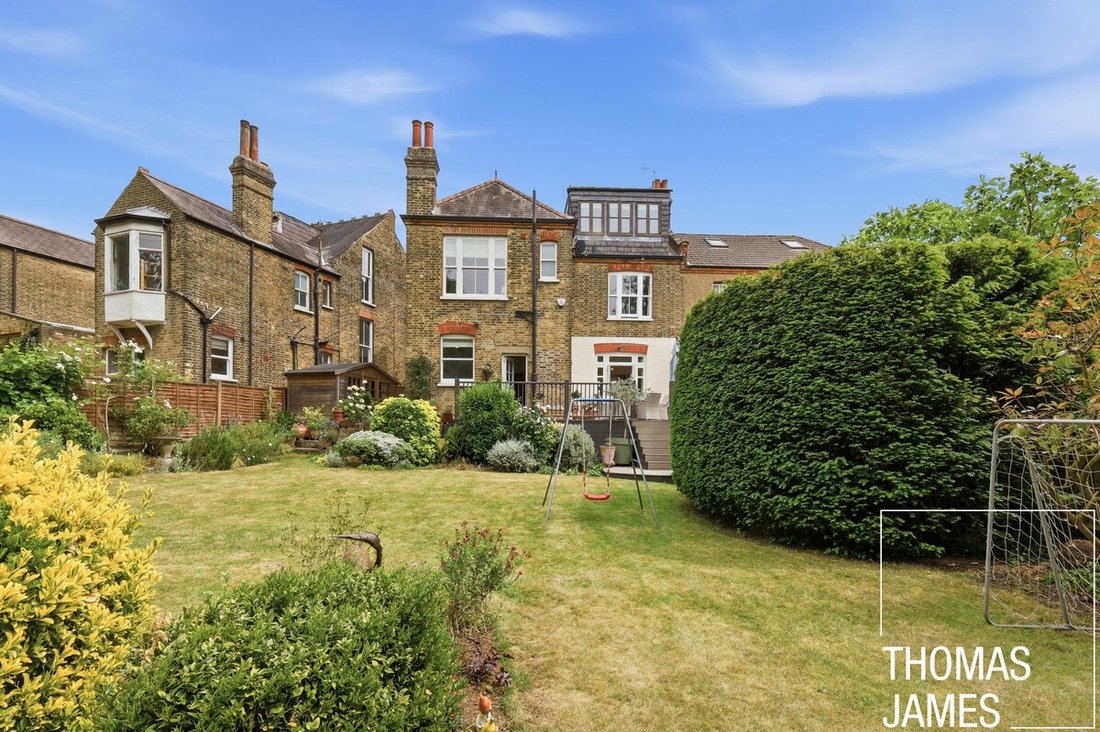 House in Southgate, Enfield, England 2 - 18101034