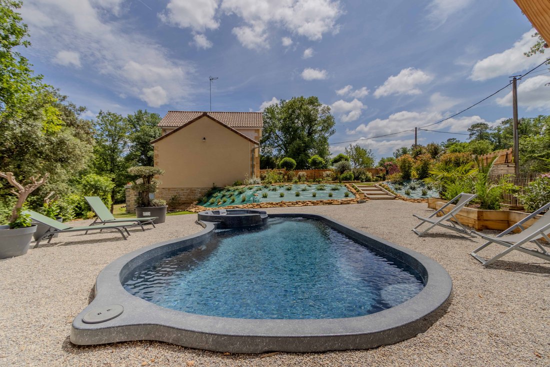 Estate in Saint-Andre-d'Allas, Nouvelle-Aquitaine, France 3 - 18098775