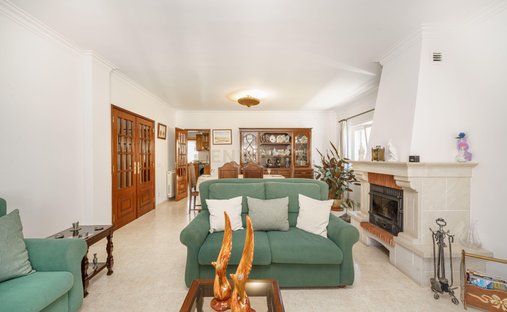 Villa in Palmela, Setubal, Portugal 1