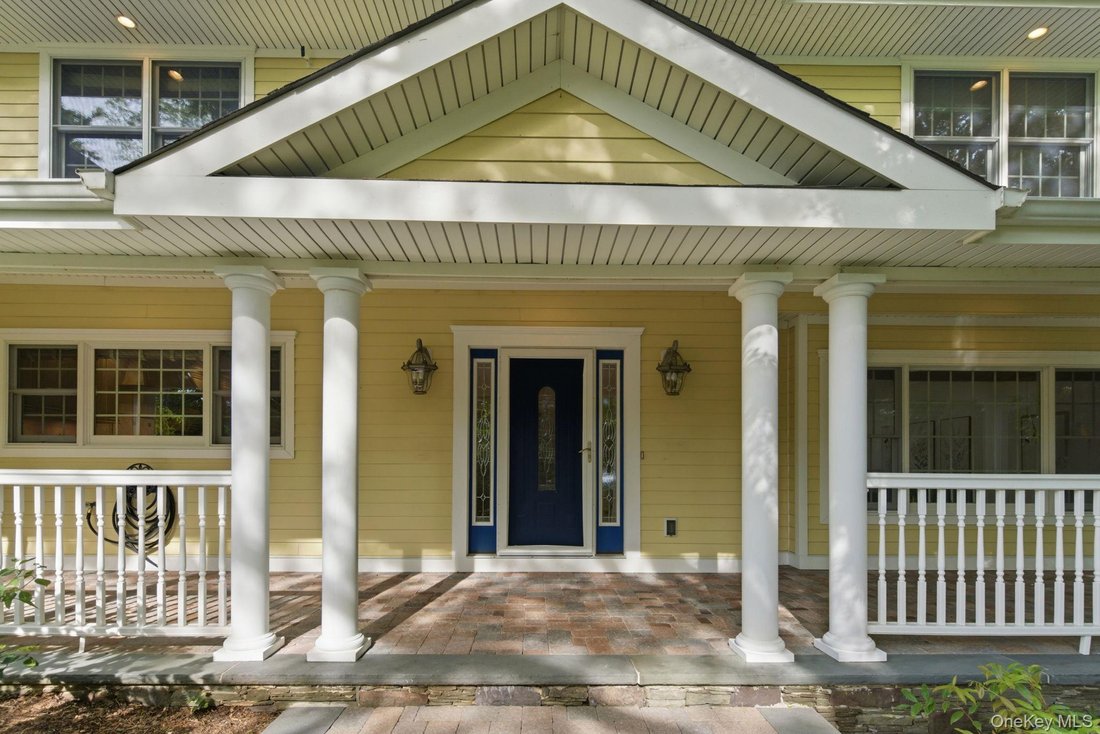 House in Woodbury, New York, United States 5 - 18095087