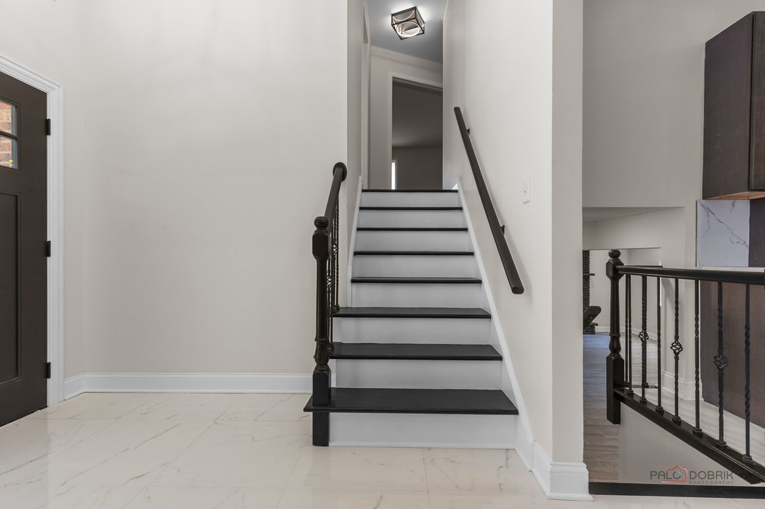House in Orland Park, Illinois, United States 4 - 18101390