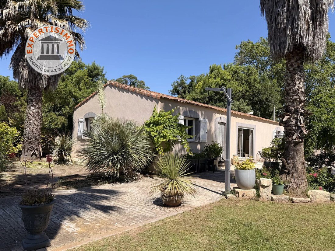 House in La Cadiere, Saint-Victoret, France 2 - 18096657