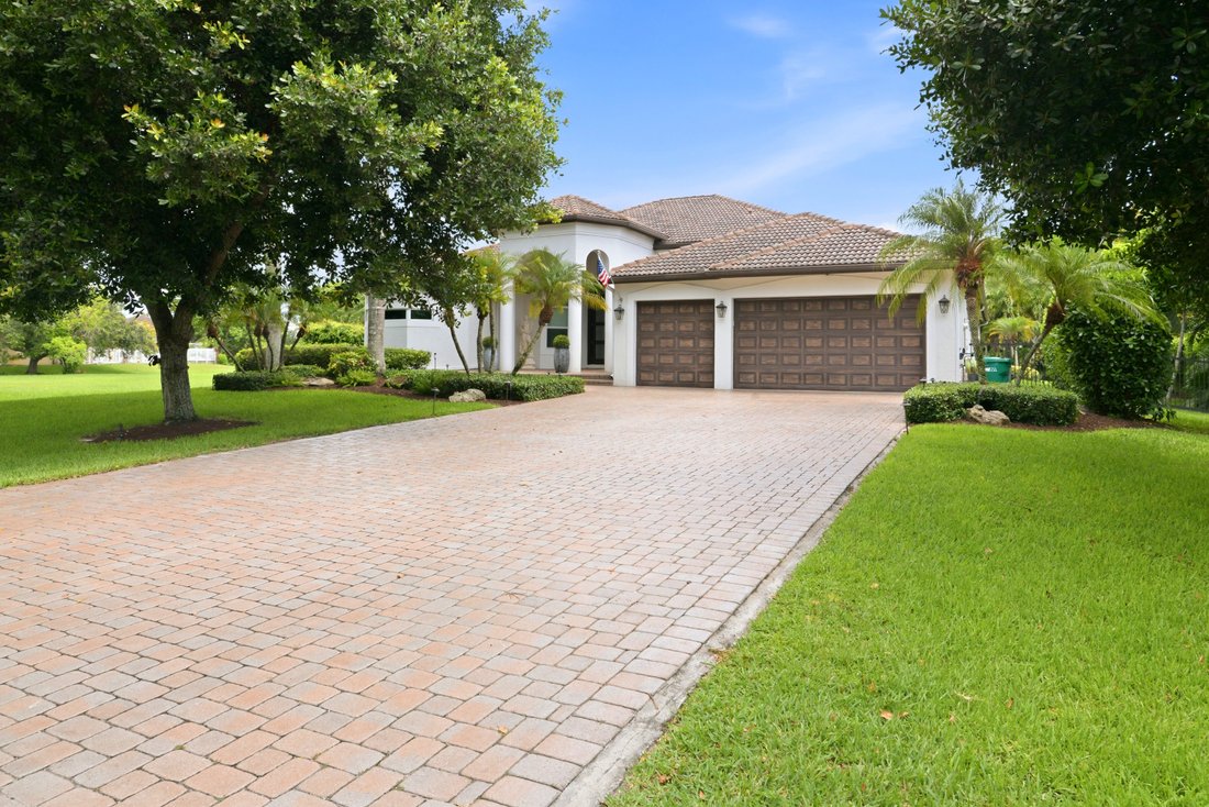 House in Plantation, Florida, United States 2 - 18094343