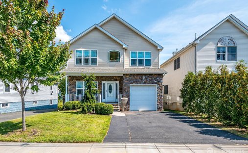 House in Woodbridge Township, New Jersey, United States 1