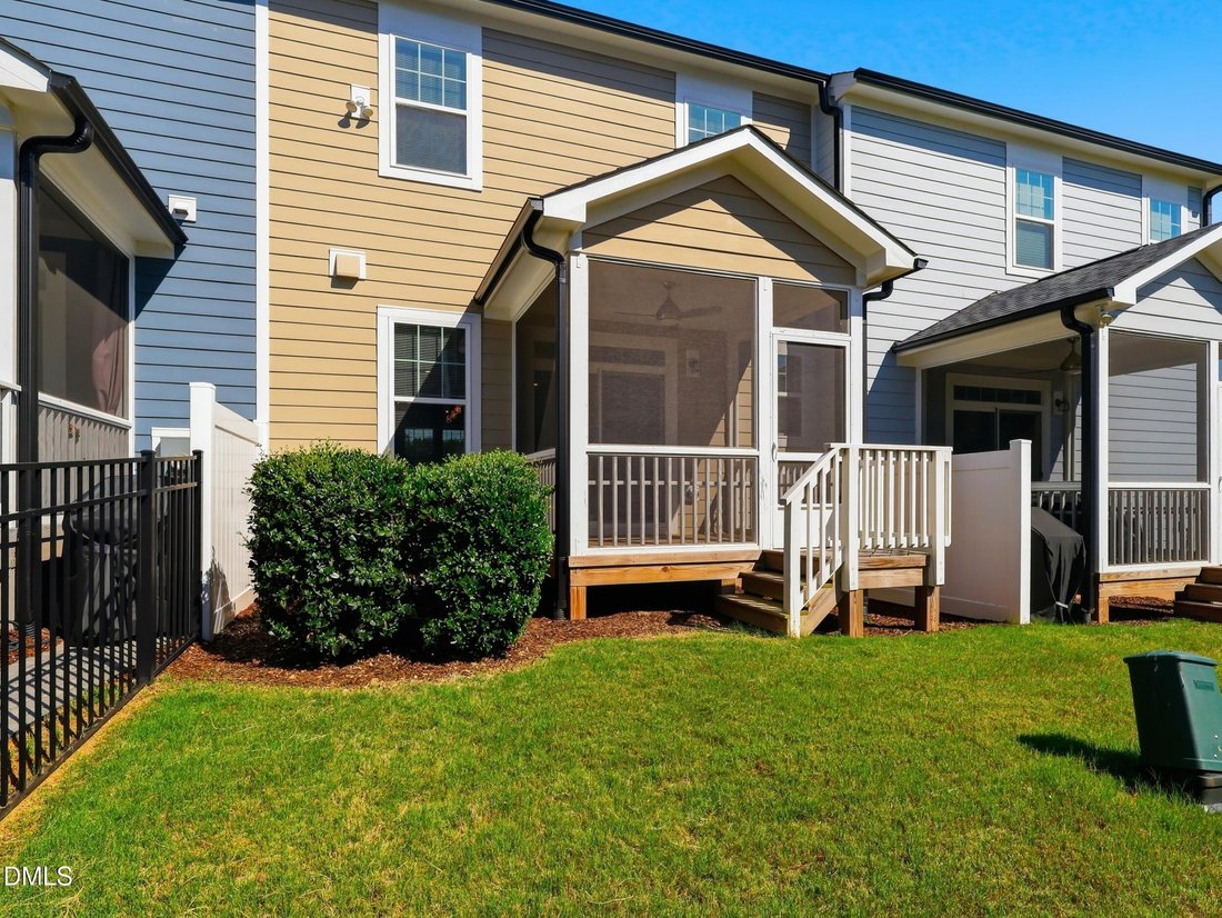Townhouse in Raleigh, North Carolina, United States 2 - 18104849