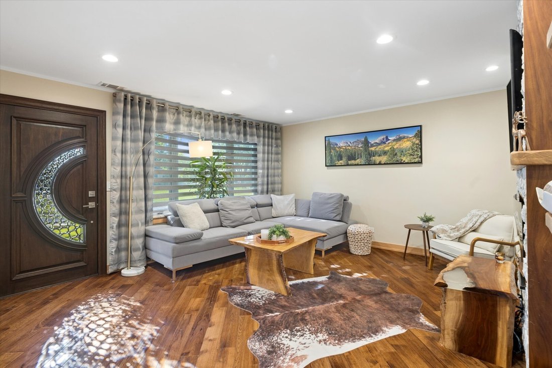 House in Darien, Illinois, United States 2 - 18106321