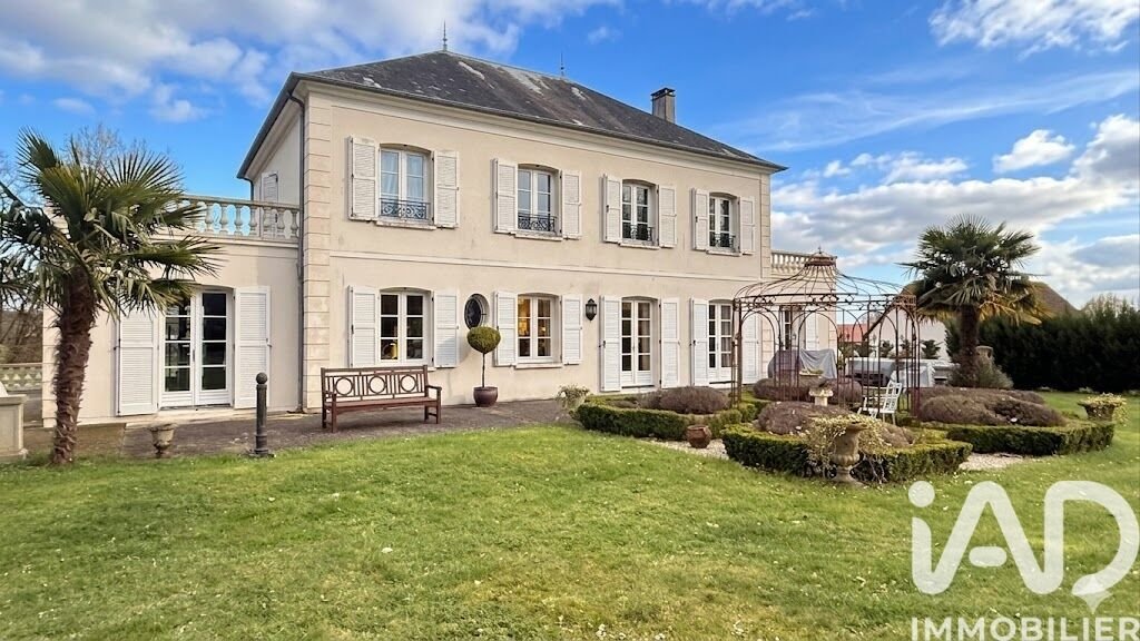 House in Saint-Eloy-de-Gy, Centre-Val de Loire, France 1 - 18105693