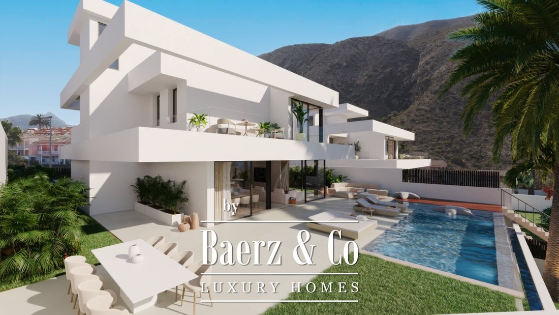 Villa in Los Cristianos, Canary Islands, Spain 1 - 18107154