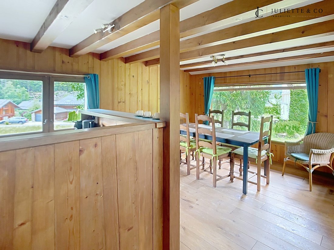 Chalet in Les Houches, Auvergne-Rhône-Alpes, France 4 - 18097673