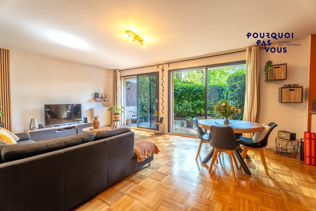 Apartment in Croix Rousse-Gros Caillou, Lyon 4e Arrondissement, Lyon 4 - 18097662