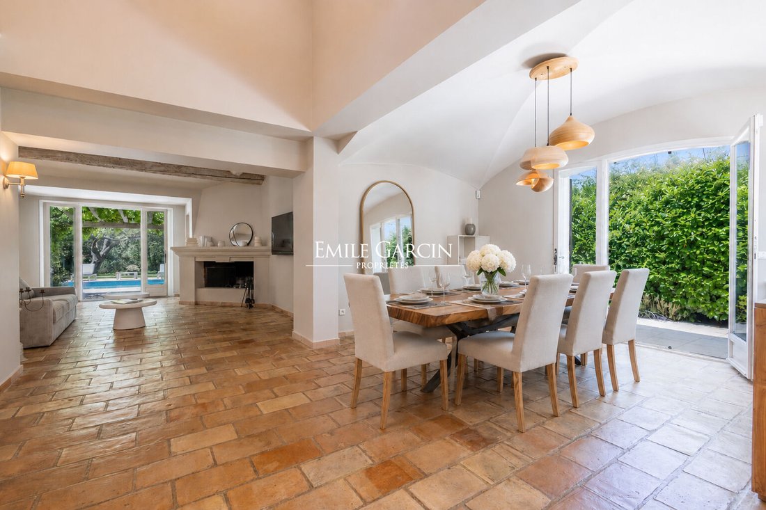 Villa in Mougins, Provence-Alpes-Côte d'Azur, France 5 - 17970404