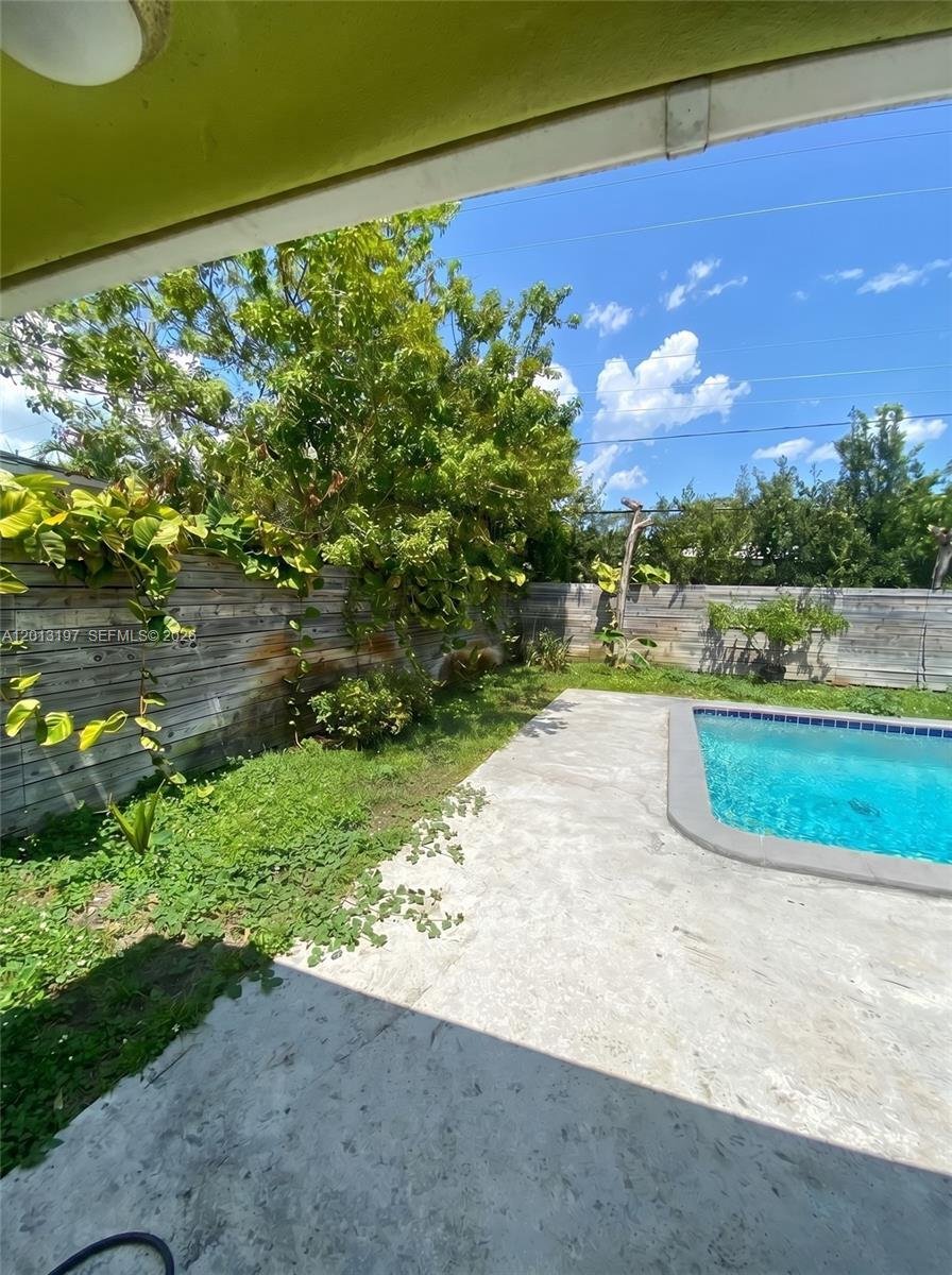 House in North Miami Beach, Florida, United States 3 - 18065916