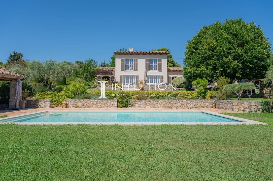 Villa in Mougins, Provence-Alpes-Côte d'Azur, France 1 - 18093384