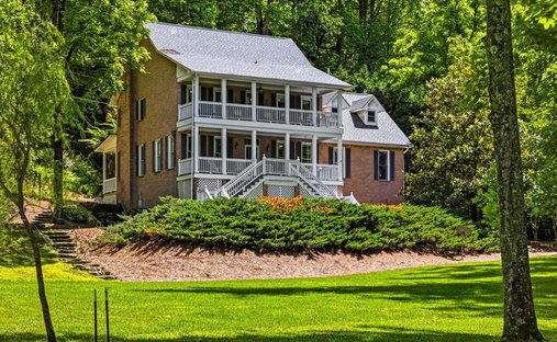 House in Pisgah Forest, North Carolina, United States 1