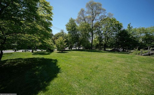 Land in Philadelphia, Pennsylvania, United States 1