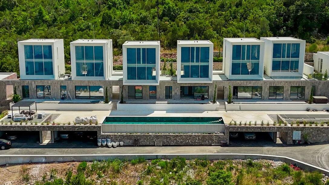 Apartment in Krašići, Tivat Municipality, Montenegro 2 - 16504040
