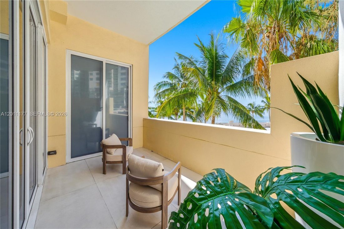 Condo in Miami, Florida, United States 2 - 18096062