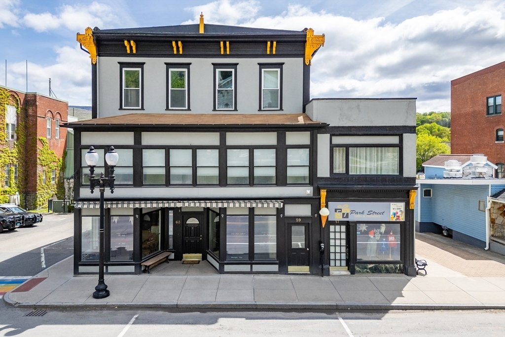 Adams, Massachusetts, United States 1 - 18103266