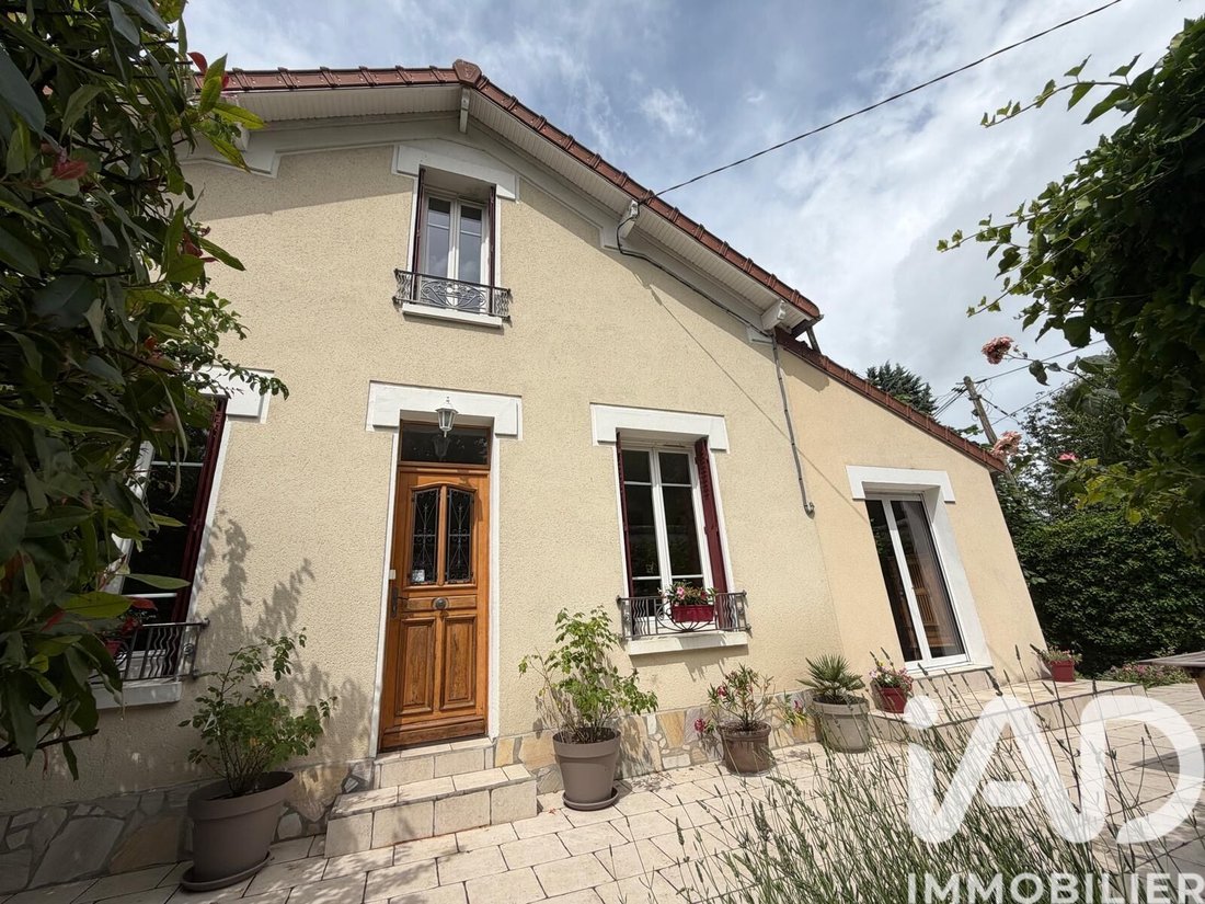 House in Meaux, Ile-de-France, France 2 - 18097218