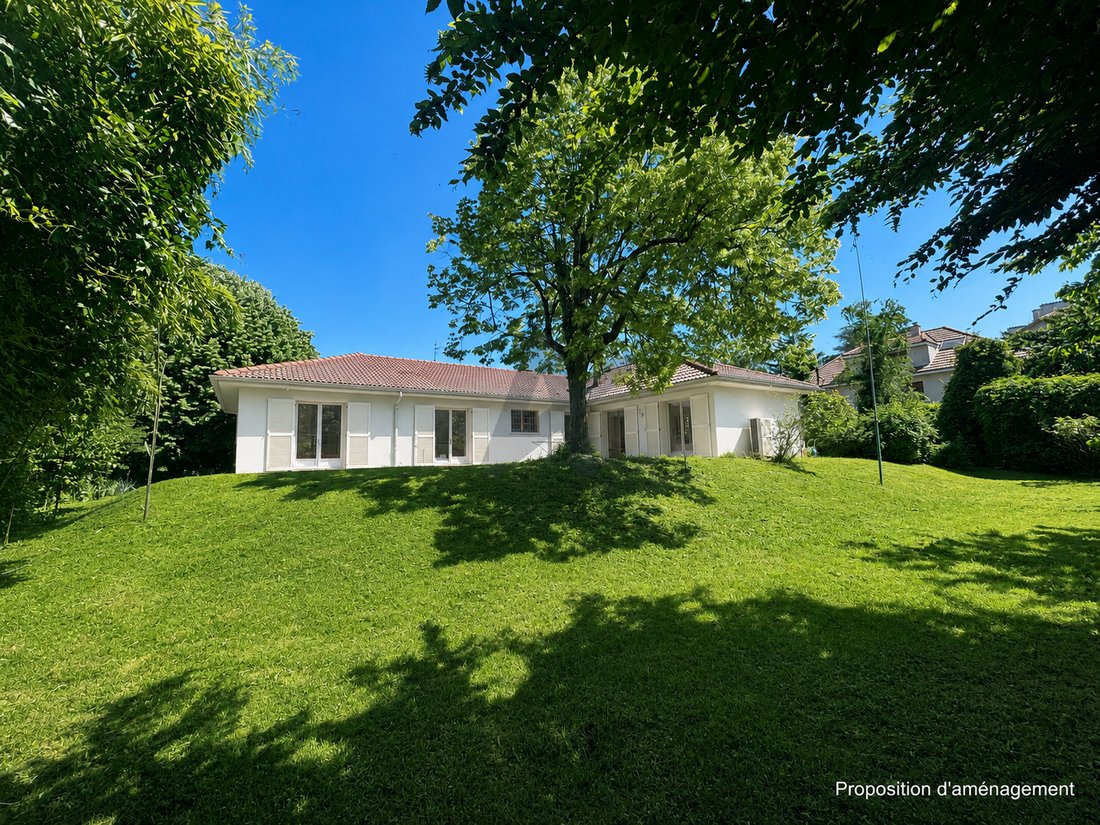 House in Champagne-au-Mont-d'Or, Auvergne-Rhône-Alpes, France 2 - 18102948