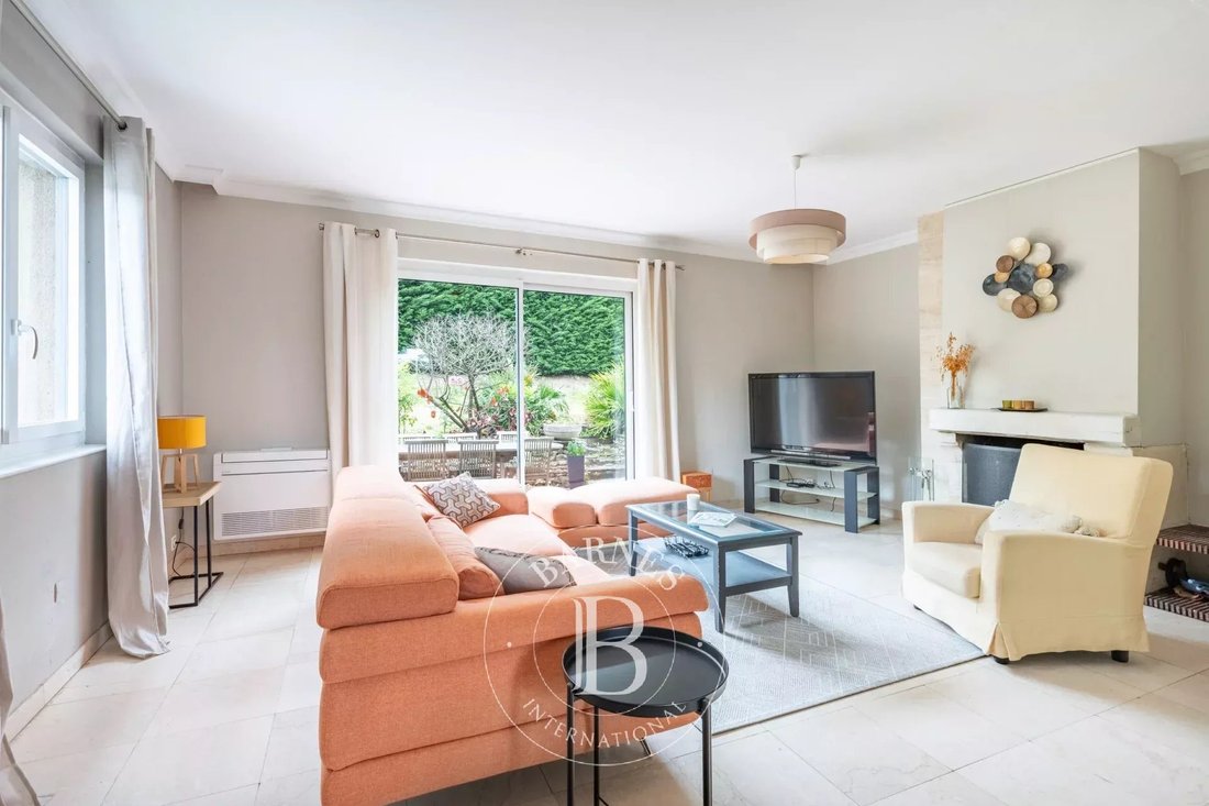 House in Orgeval, Ile-de-France, France 4 - 18096628
