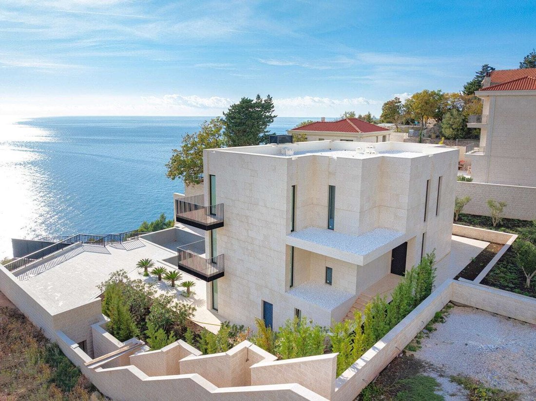Villa in Krstac, Budva Municipality, Montenegro 1 - 16629778