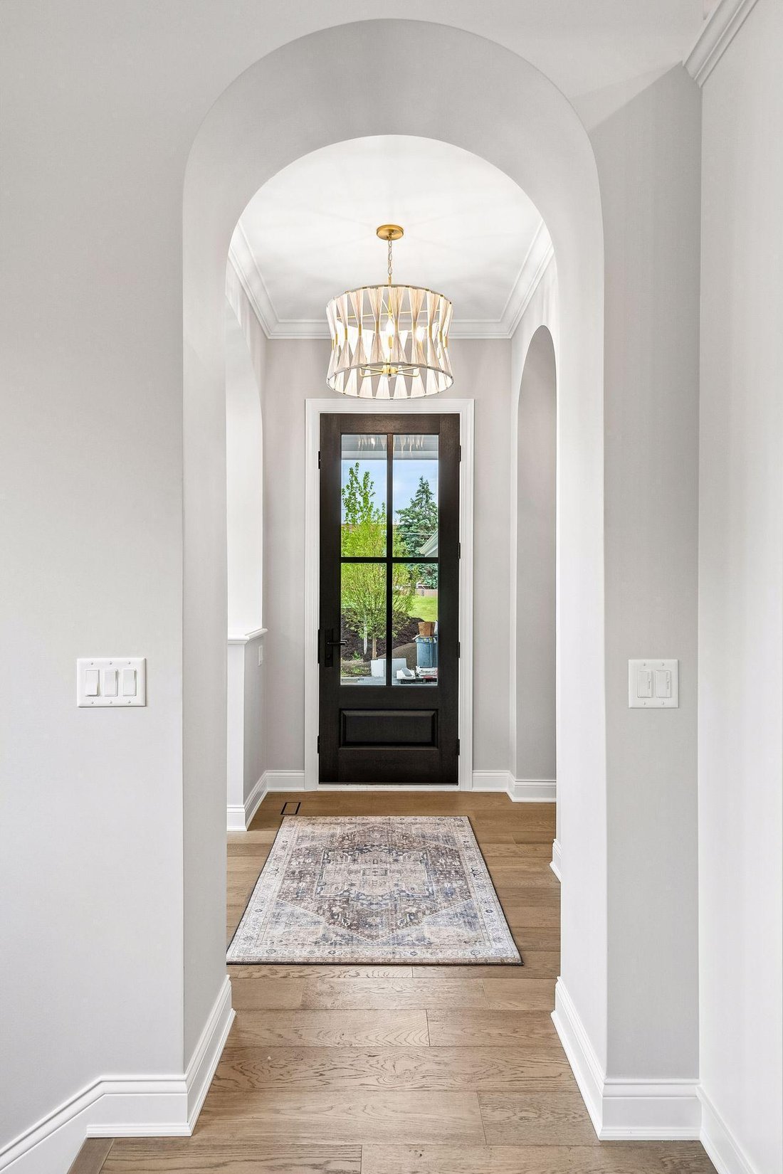 House in Wayzata, Minnesota, United States 2 - 18095853