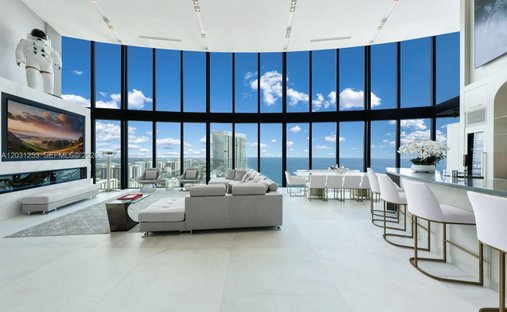 Eigentumswohnung in Sunny Isles Beach, Florida, Vereinigte Staaten 1