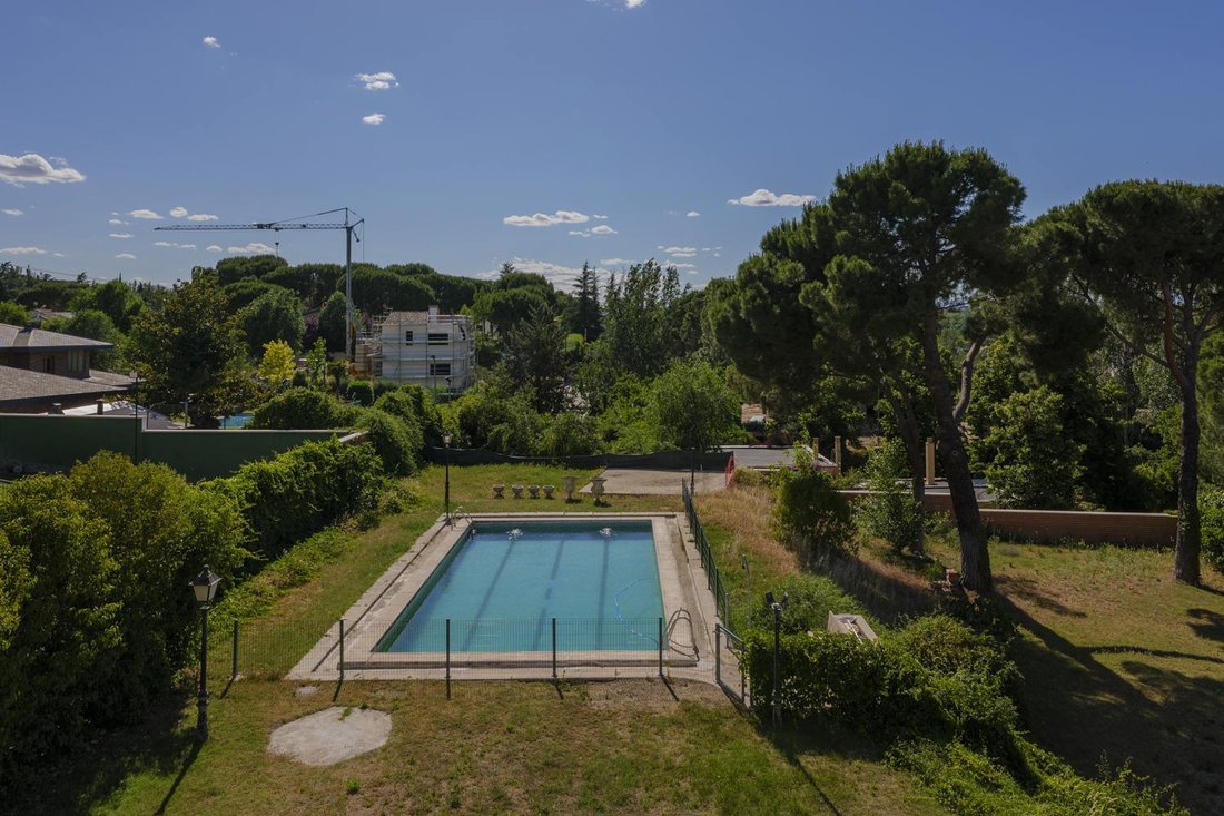 Villa in Somosaguas, Pozuelo de Alarcon, Comunidad de Madrid 1 - 18092115