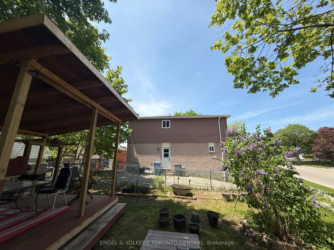 House in Guelph, Ontario, Canada 5 - 18103263