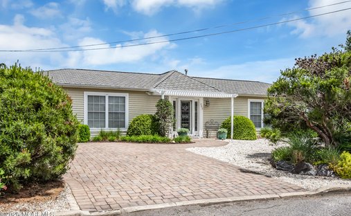 House in Barnegat Township, New Jersey, United States 1