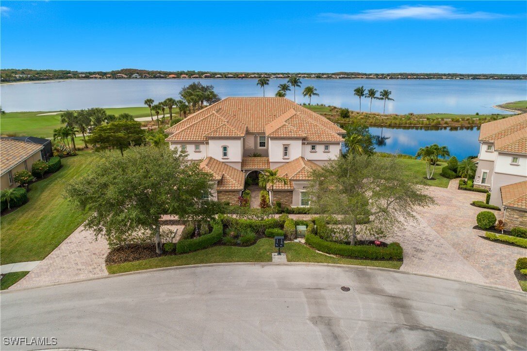 Condo in Naples, Florida, United States 5 - 18091211