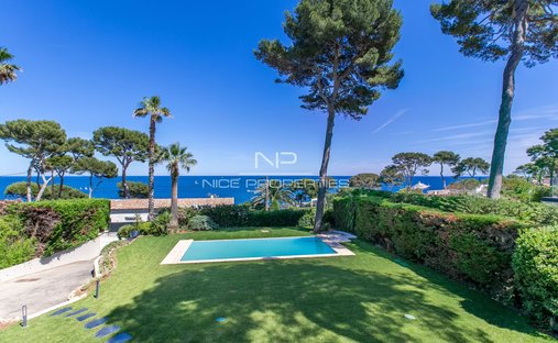 Villa in French Riviera, Provence-Alpes-Côte d'Azur, France 1