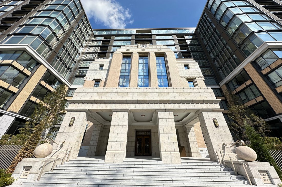 Condo in Minato City, Tokyo, Japan 1 - 18107687