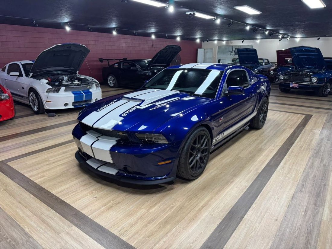 Coupe in Greenfield, IN, United States 1 - 18096891