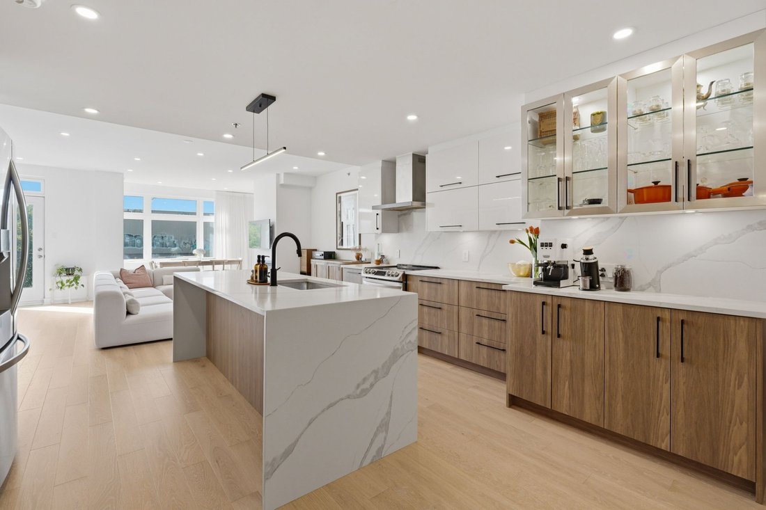 Condo in Montréal, Quebec, Canada 2 - 18096405