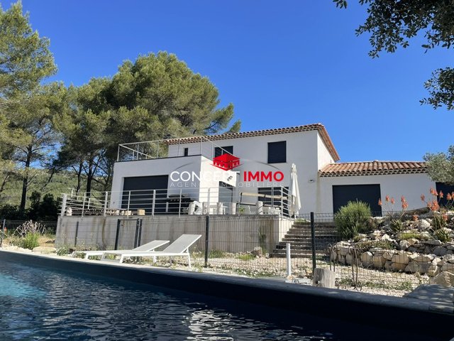 Villa in Solliès-Toucas, Provence-Alpes-Côte d'Azur, France 1 - 17505385