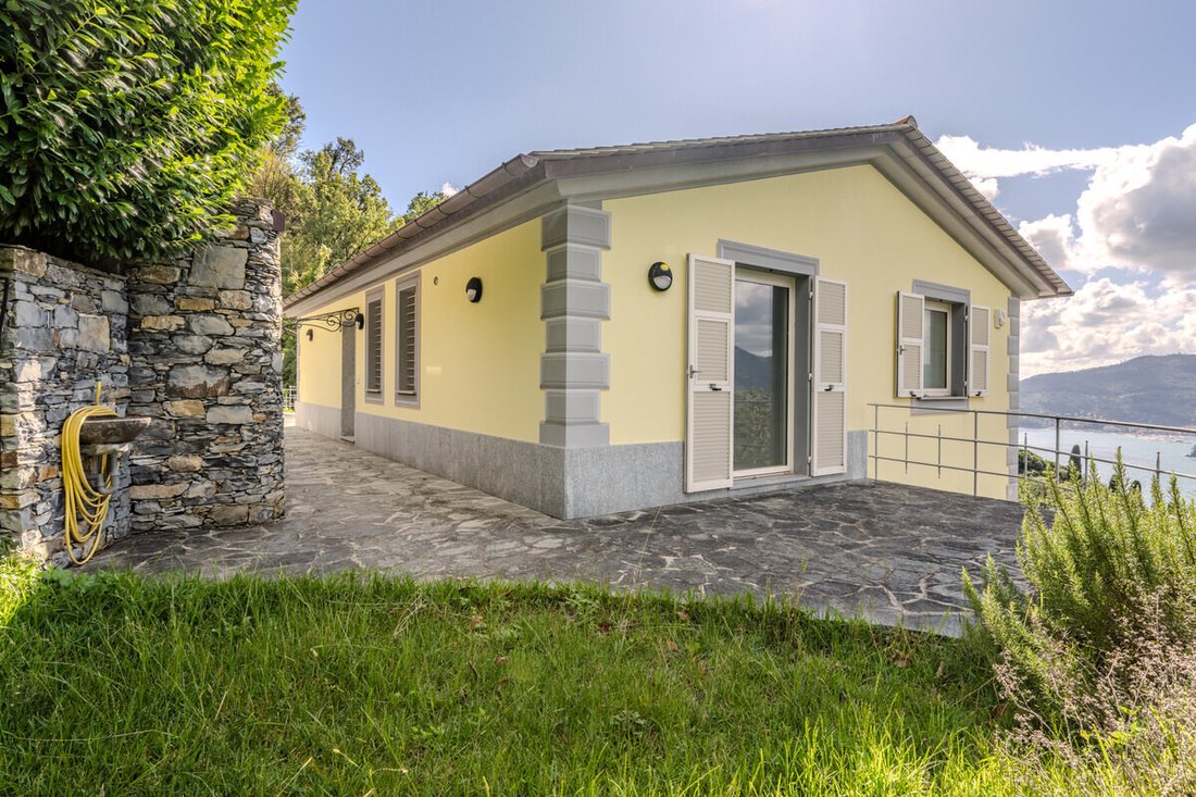 Villa in Zoagli, Liguria, Italy 1 - 18095956