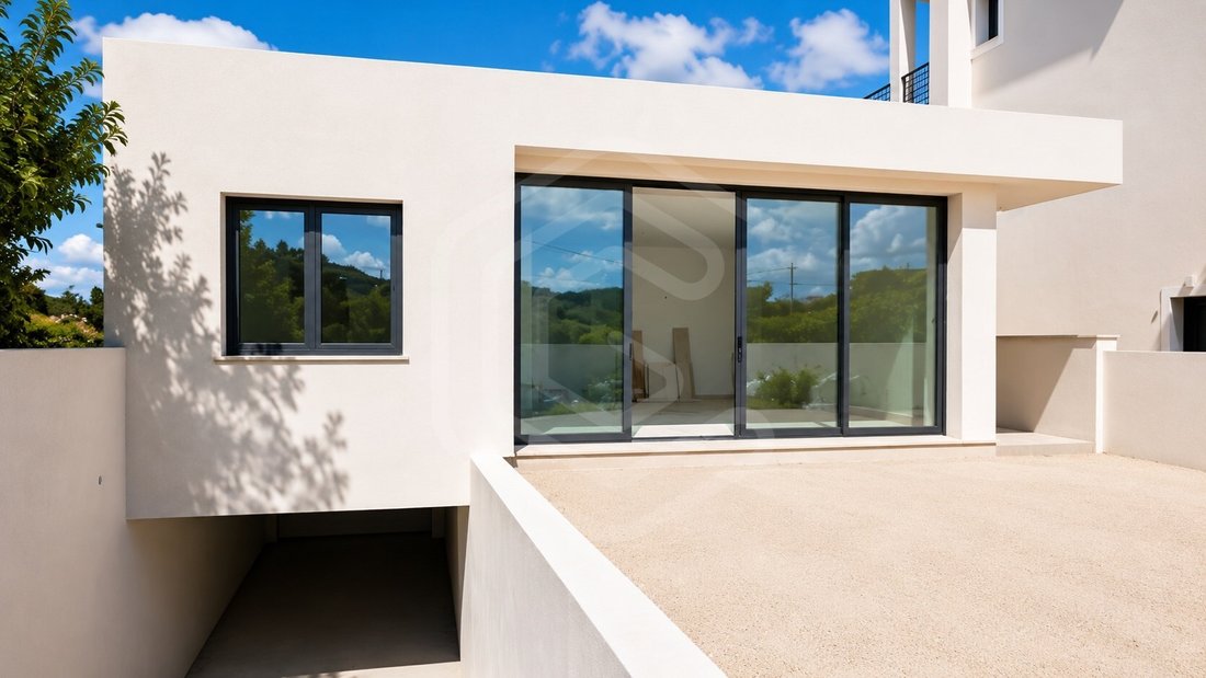 House in Quarteira, Algarve, Portugal 1 - 17892365