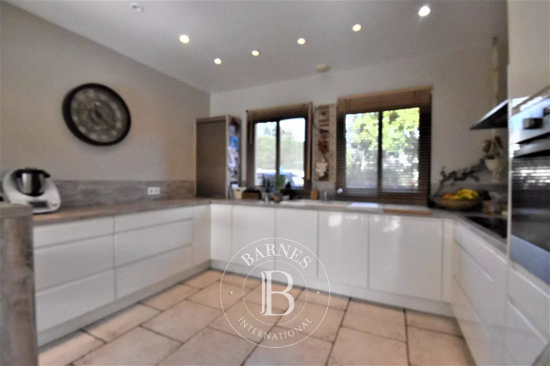 House in Dampierre-en-Yvelines, Ile-de-France, France 5 - 12680431