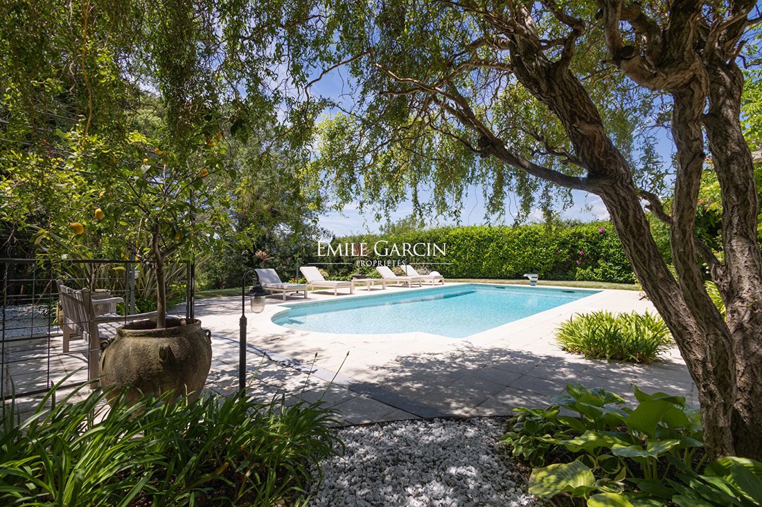 Villa in Mougins, Provence-Alpes-Côte d'Azur, France 3 - 17970404