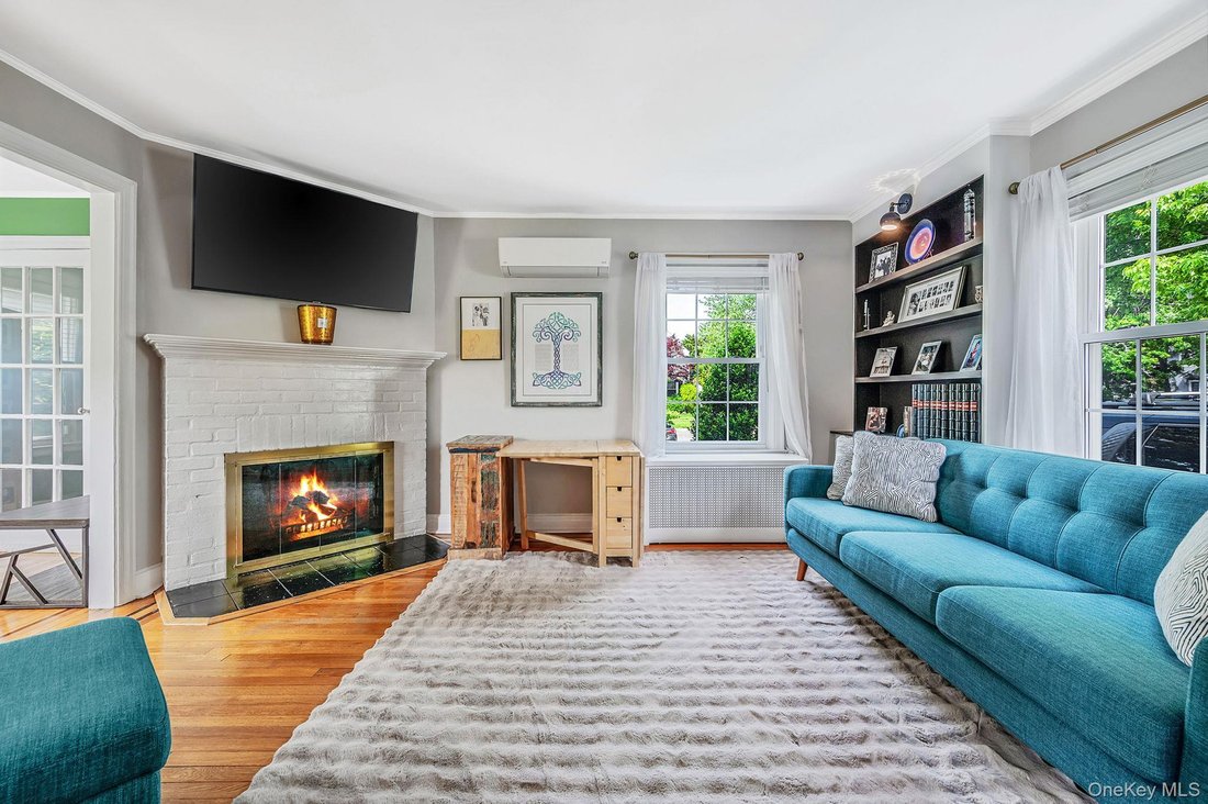House in Garden City, New York, United States 3 - 18095987