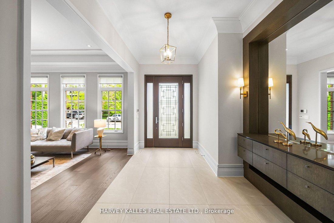 House in Toronto, Ontario, Canada 3 - 18104079