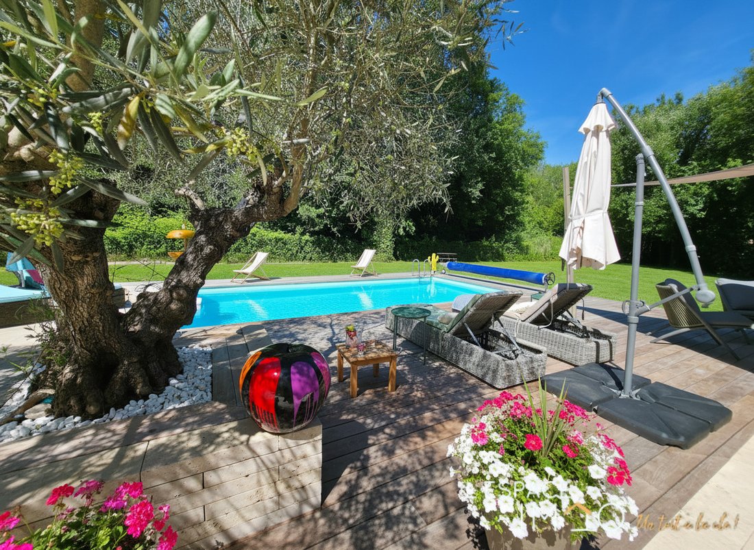 House in Saint-Saturnin-lès-Avignon, Provence-Alpes-Côte d'Azur, France 5 - 18041726