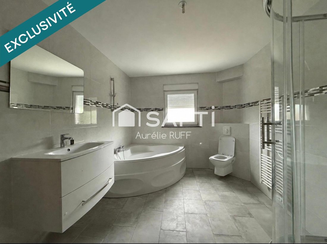 Bellevue, Forbach, France 4 - 18100196