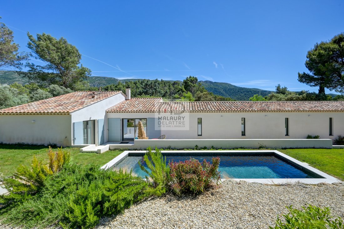 Maison à Vauvenargues, Provence-Alpes-Côte d'Azur, France 1 - 18092735