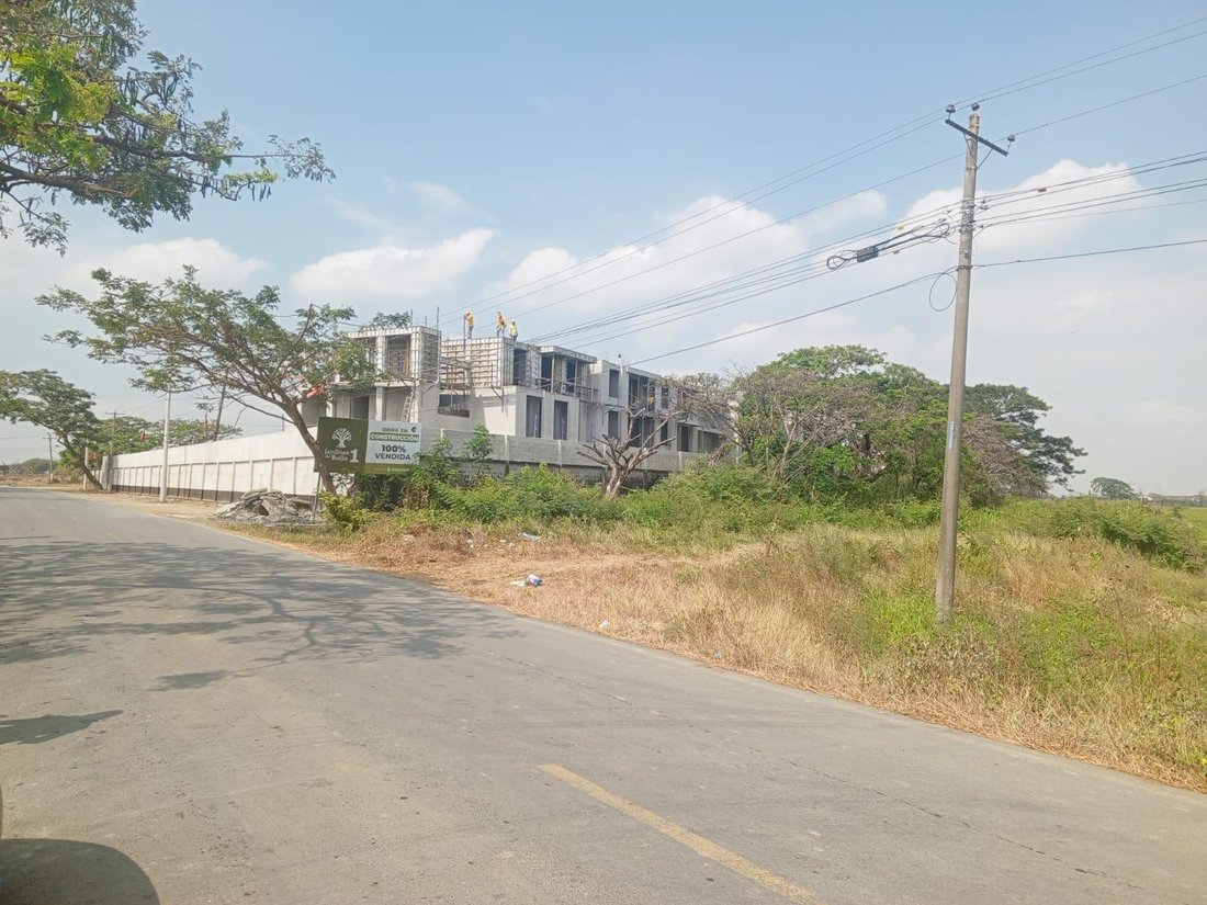 Land in Samborondón, Guayas, Ecuador 1 - 18093117