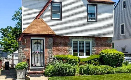 House in New York, New York, United States 1