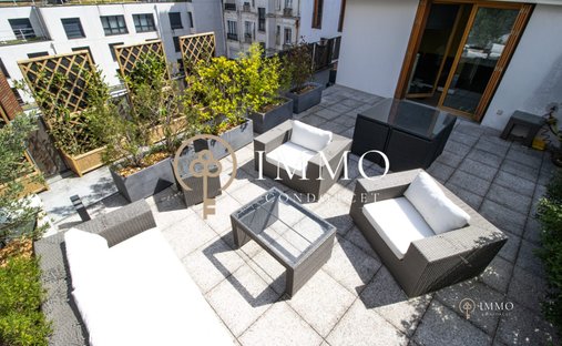 Apartment in La Faiencerie-Le Clos Saint Cyr, Bourg-la-Reine, France 1